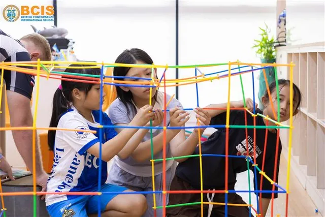 More from the team-building challenge 9